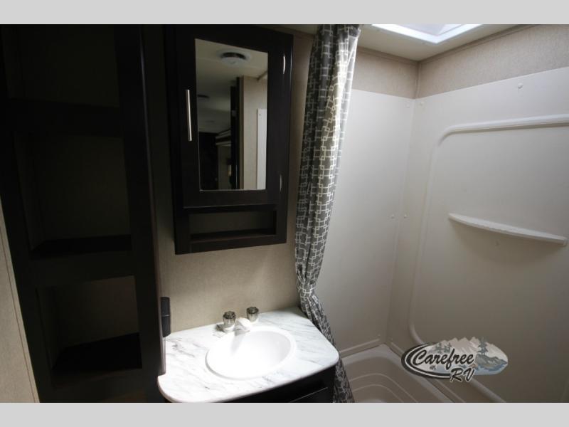 Dutchmen Kodiak Express Travel Trailer Bathroom